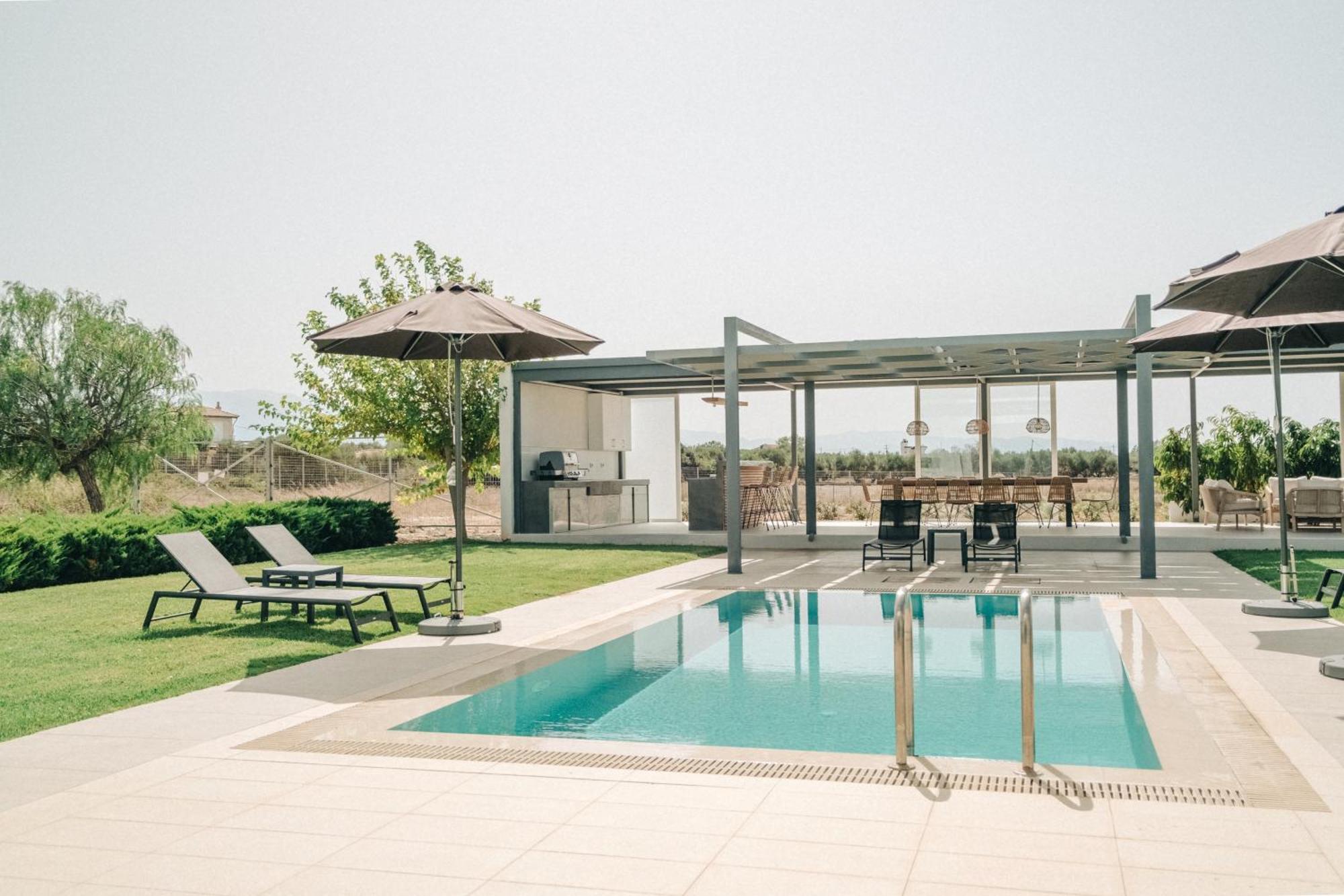 Helios A Modern Large Villa With Private Pool Set In A Quiet Location Sztavrósz Kültér fotó